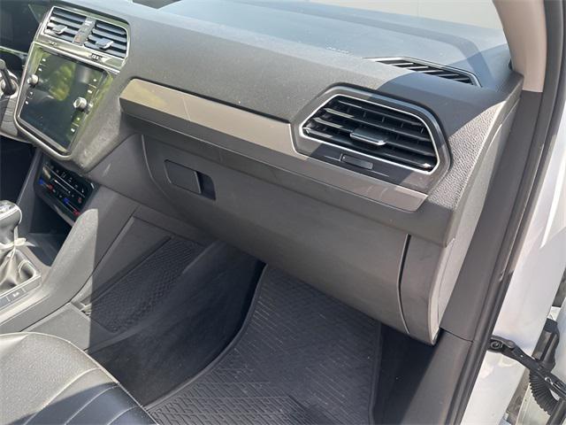 Photo of 2024 Pure White Volkswagen Tiguan