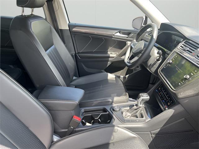 Photo of 2024 Pure White Volkswagen Tiguan