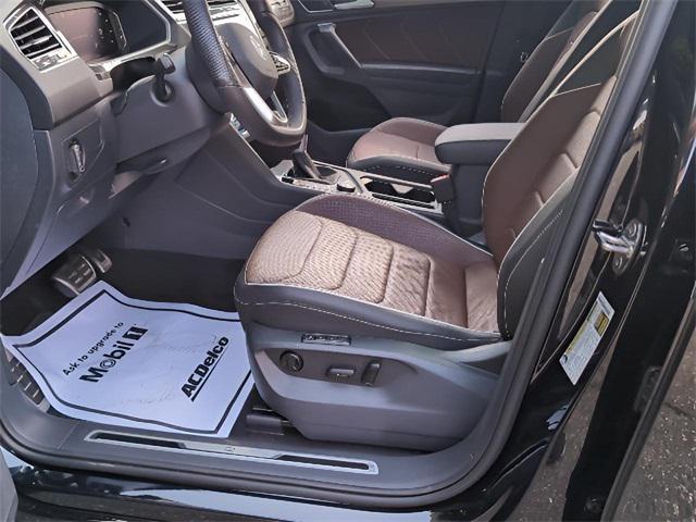 Photo of 2024 Deep Black Volkswagen Tiguan