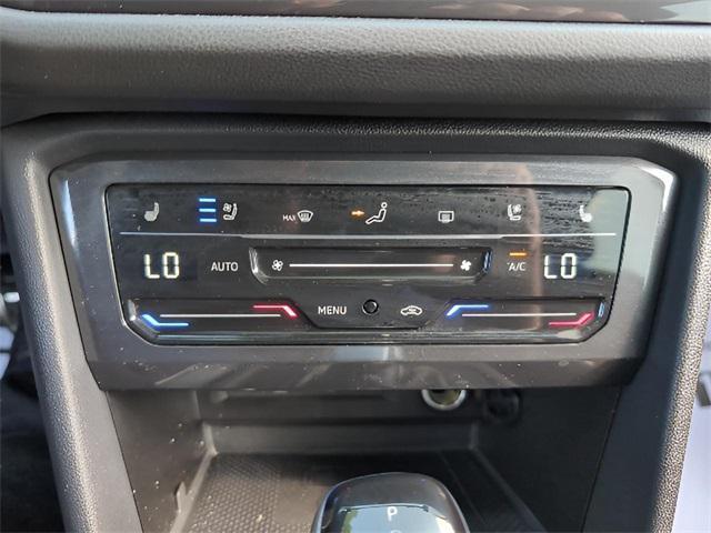 Photo of 2024 Deep Black Volkswagen Tiguan