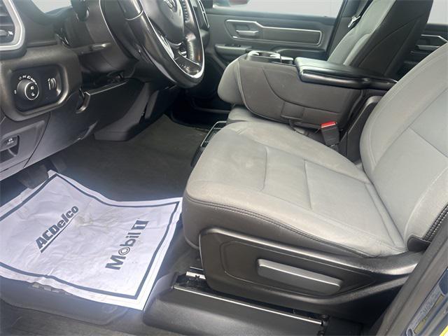 Photo of 2022 Patriot Blue Pearlcoat RAM 1500