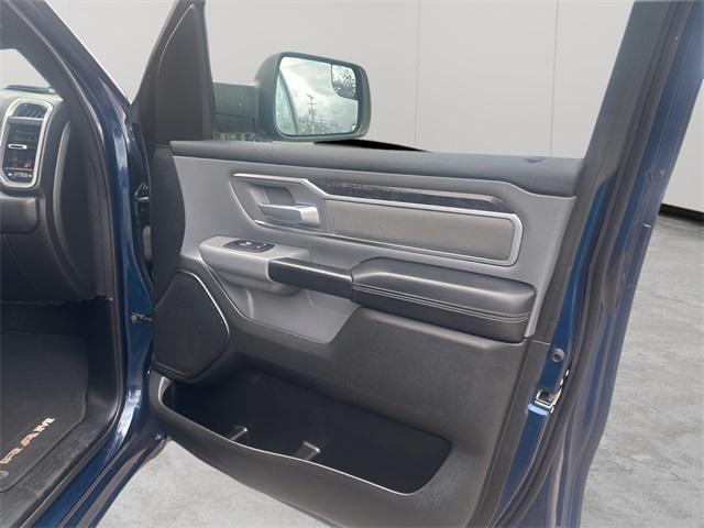 Photo of 2022 Patriot Blue Pearlcoat RAM 1500