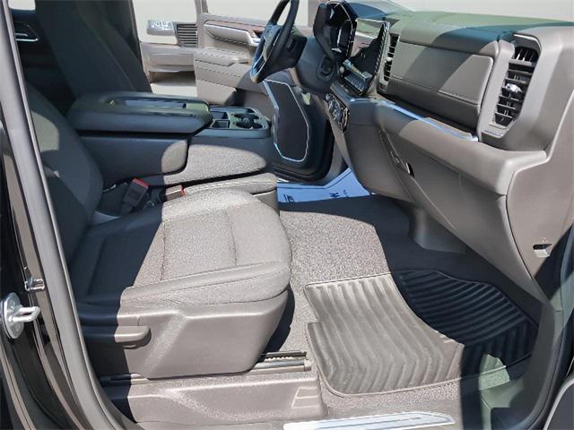 Photo of 2025 Black Chevrolet Silverado 1500