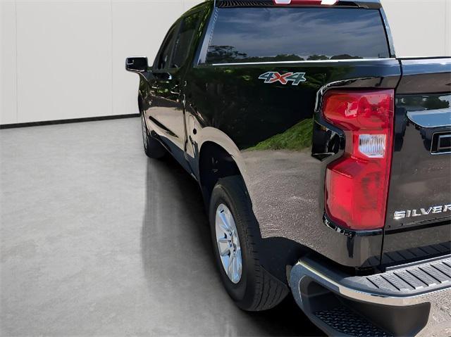 Photo of 2025 Black Chevrolet Silverado 1500