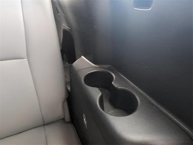 Photo of 2021 Celestial Silver Metallic Toyota Highlander Hybrid