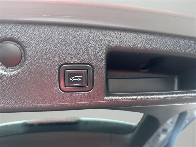 Photo of 2023 Sterling Gray Metallic Chevrolet Equinox