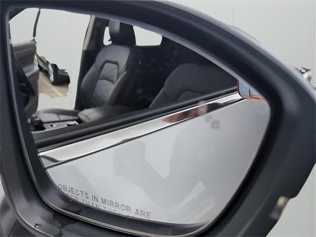 Photo of 2024 Brilliant Silver Metallic Nissan Pathfinder