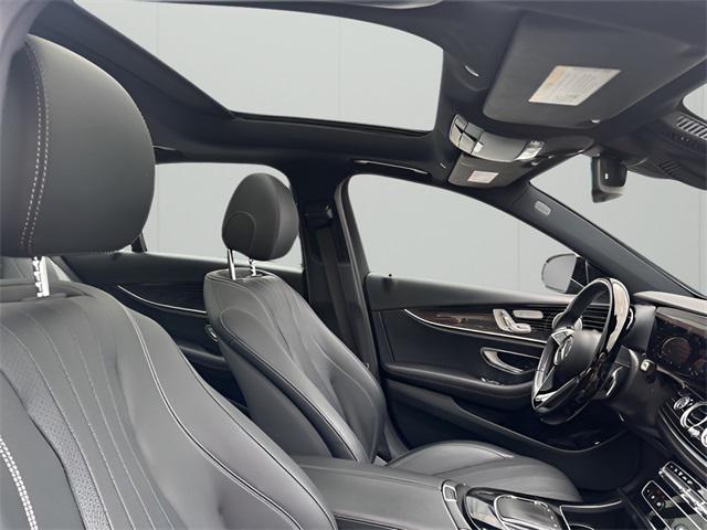 Photo of 2021 Black Mercedes-Benz E-Class