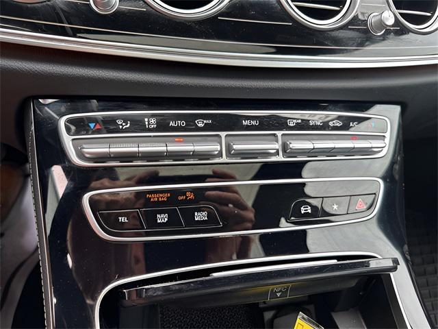Photo of 2021 Black Mercedes-Benz E-Class
