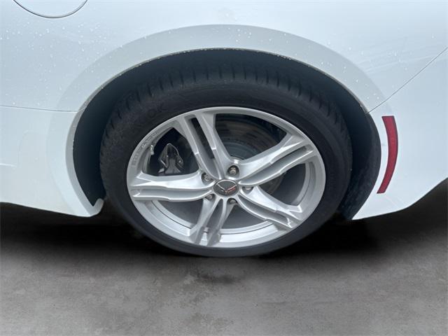 Photo of 2016 Arctic White Chevrolet Corvette