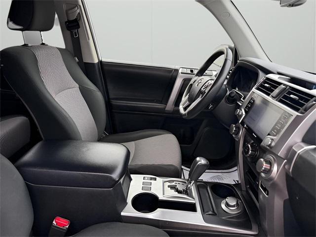 Photo of 2022 White Toyota 4Runner