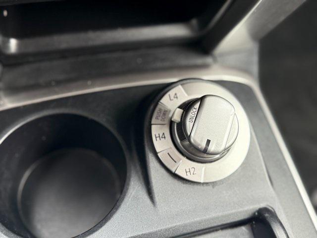 Photo of 2022 White Toyota 4Runner
