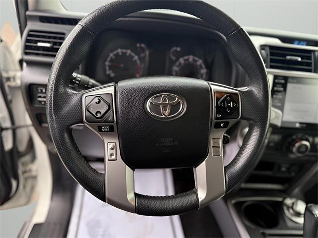 Photo of 2022 White Toyota 4Runner