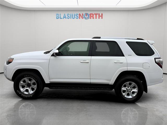Photo of 2022 White Toyota 4Runner