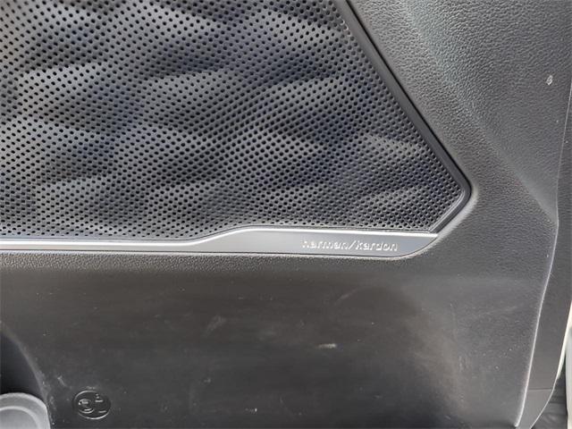 Photo of 2022 Quartz White Hyundai SANTA FE