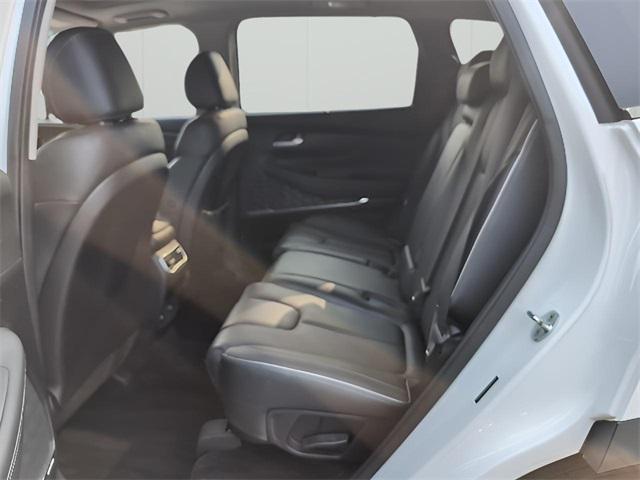 Photo of 2022 Quartz White Hyundai SANTA FE