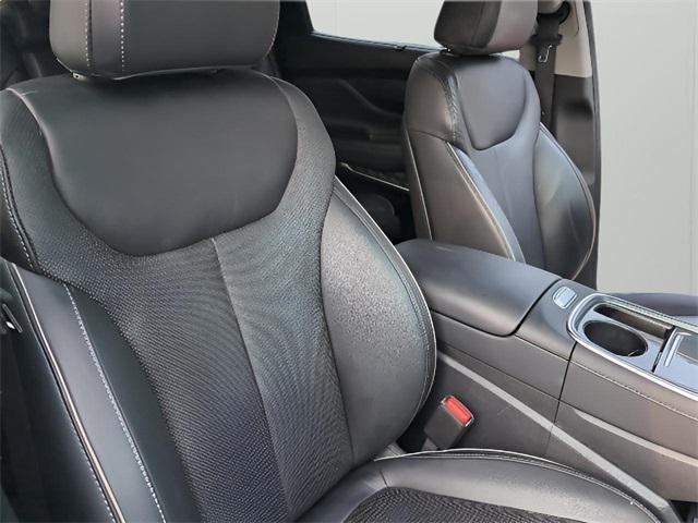 Photo of 2022 Quartz White Hyundai SANTA FE