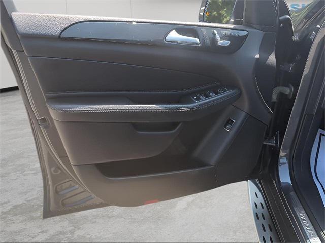 Photo of 2016 Gray Mercedes-Benz GLE-Class