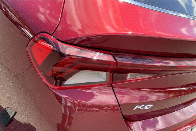 Photo of 2022 Passion Red Kia K5