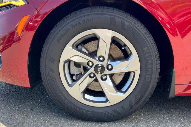 Photo of 2022 Passion Red Kia K5