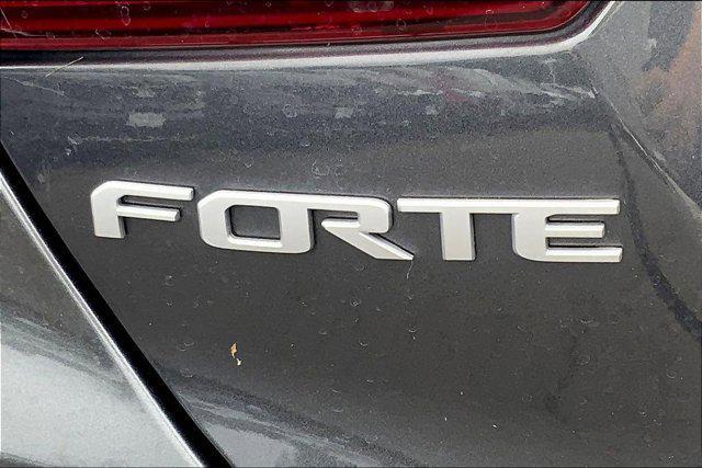 Photo of 2023 Gravity Gray Kia Forte