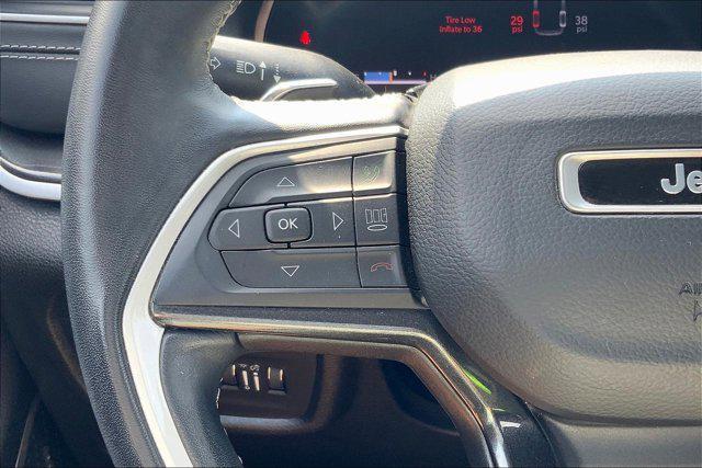 Photo of 2022 Baltic Gray Metallic Clearcoat Jeep Grand Cherokee L