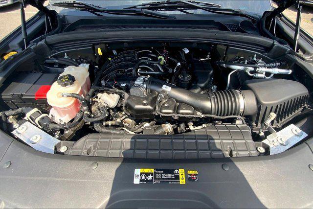 Photo of 2022 Baltic Gray Metallic Clearcoat Jeep Grand Cherokee L