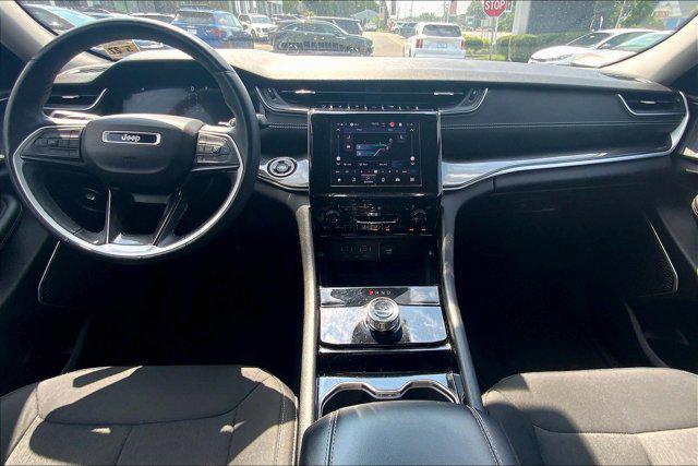 Photo of 2022 Baltic Gray Metallic Clearcoat Jeep Grand Cherokee L