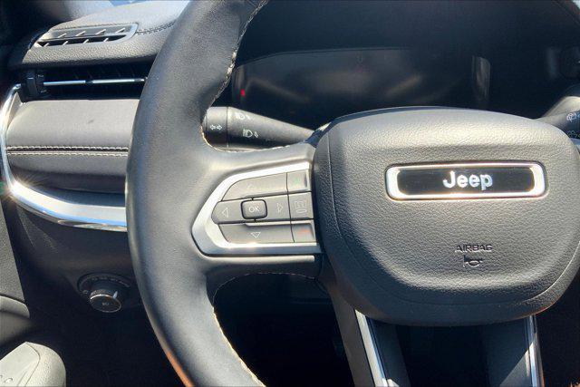 Photo of 2022 Bright White Clearcoat Jeep Compass