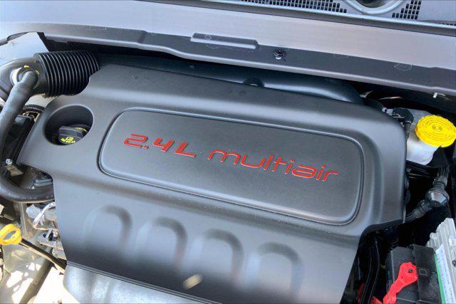 Photo of 2022 Bright White Clearcoat Jeep Compass