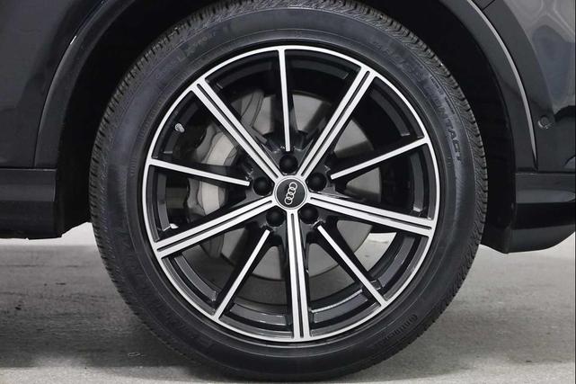 Photo of 2023  Audi Q7