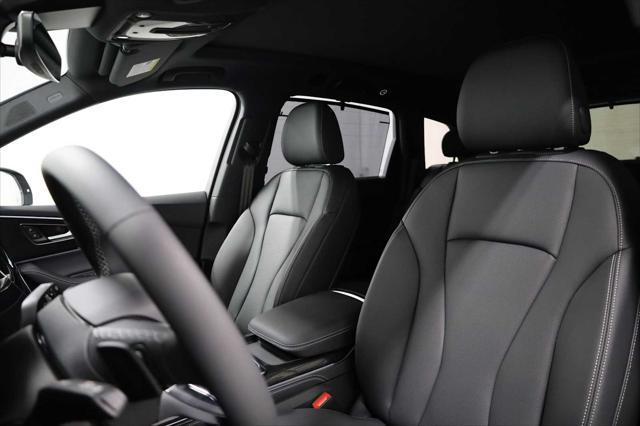 Photo of 2025 Samurai Gray Metallic Audi Q7
