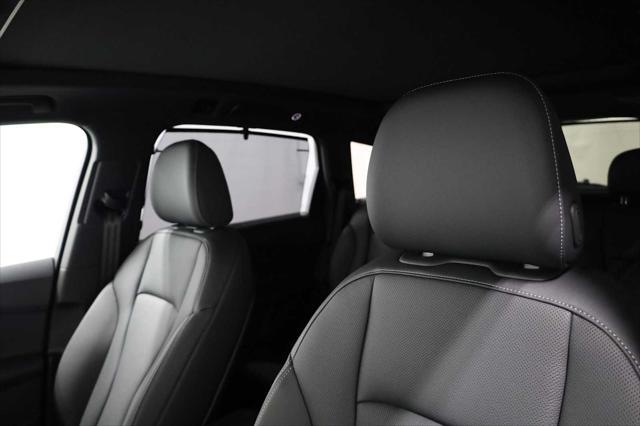 Photo of 2025 Samurai Gray Metallic Audi Q7