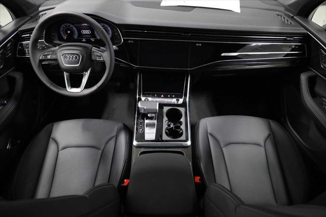Photo of 2025 Samurai Gray Metallic Audi Q7