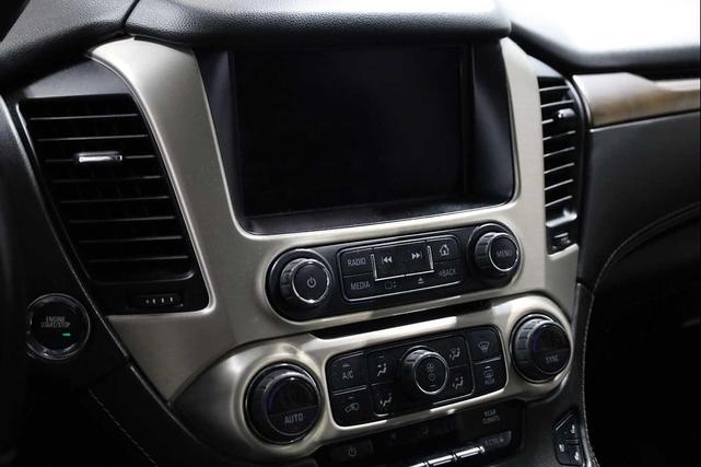 Photo of 2020 Quicksilver Metallic GMC Yukon