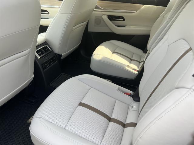 Photo of 2024 Jet Black Mica Mazda CX-90