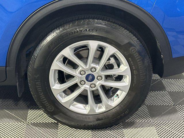 Photo of 2020 VELOCITY BLUE METALLIC Ford Escape