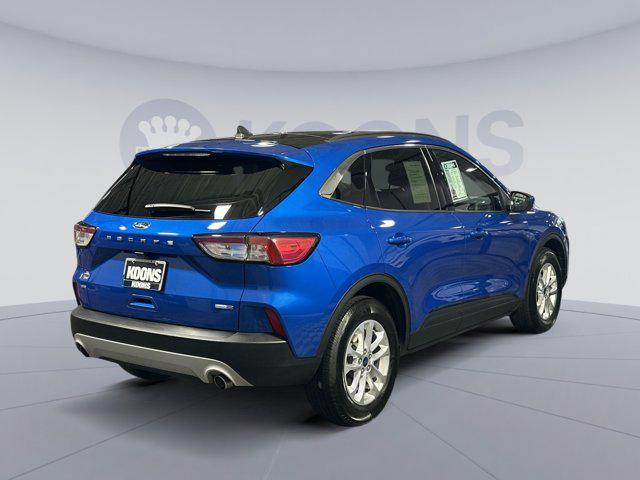 Photo of 2020 VELOCITY BLUE METALLIC Ford Escape