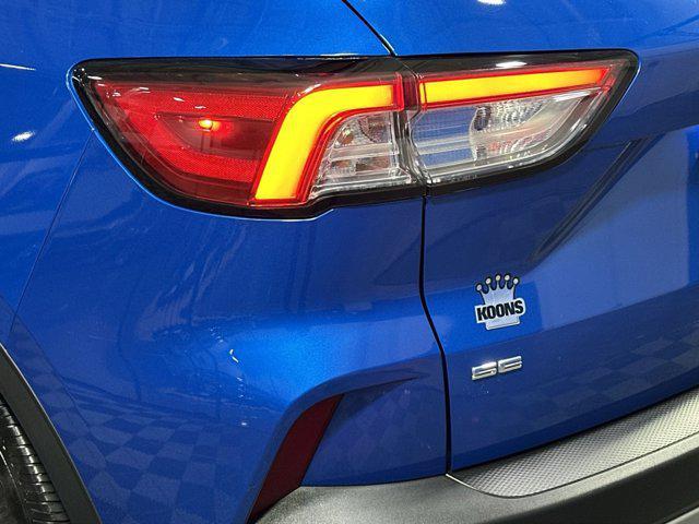 Photo of 2020 VELOCITY BLUE METALLIC Ford Escape