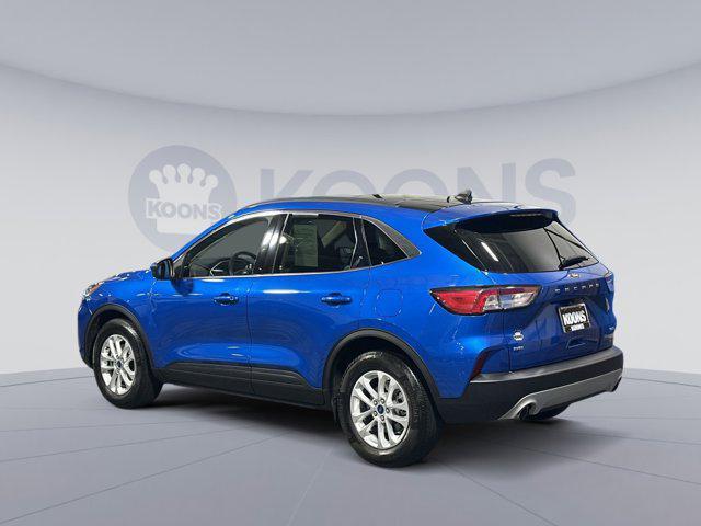 Photo of 2020 VELOCITY BLUE METALLIC Ford Escape