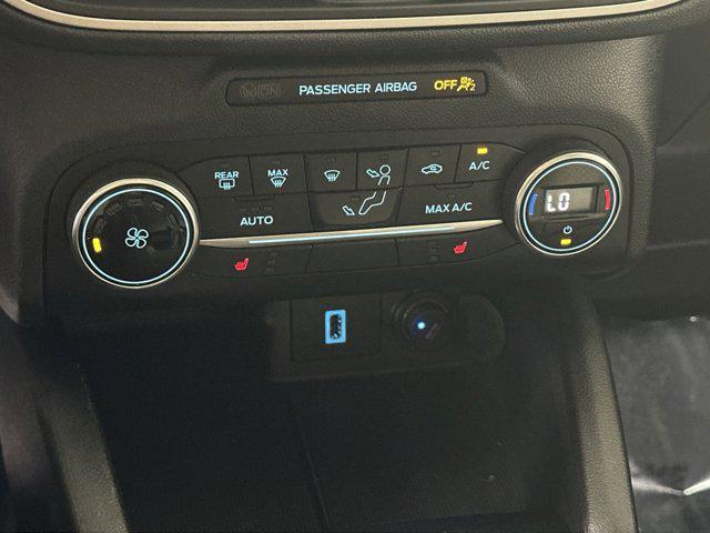 Photo of 2020 VELOCITY BLUE METALLIC Ford Escape