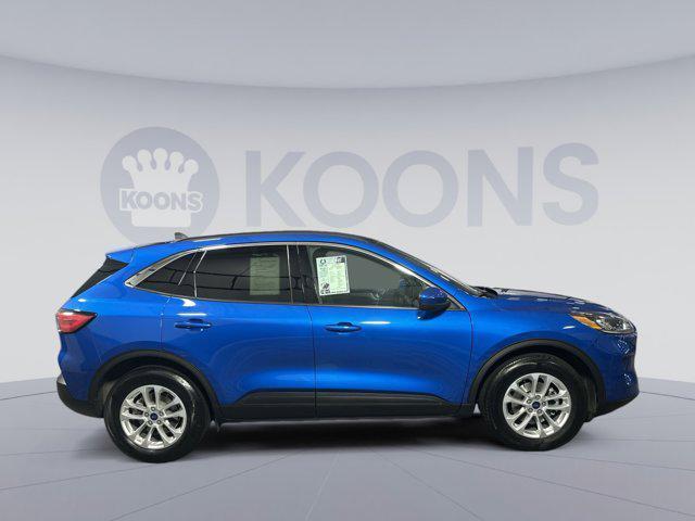Photo of 2020 VELOCITY BLUE METALLIC Ford Escape