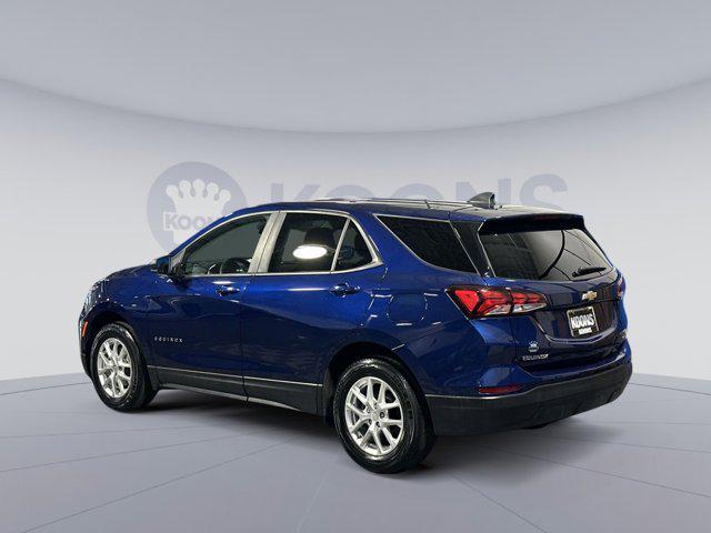Photo of 2022 Blue Glow Metallic Chevrolet Equinox