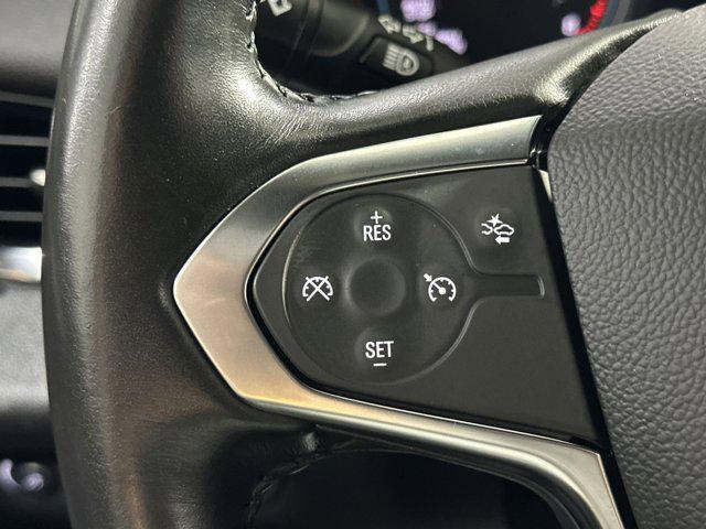 Photo of 2022 Silver Ice Metallic Chevrolet Traverse