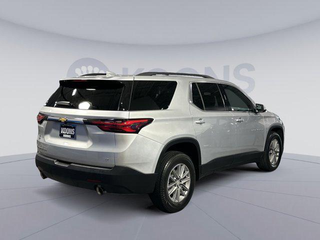 Photo of 2022 Silver Ice Metallic Chevrolet Traverse