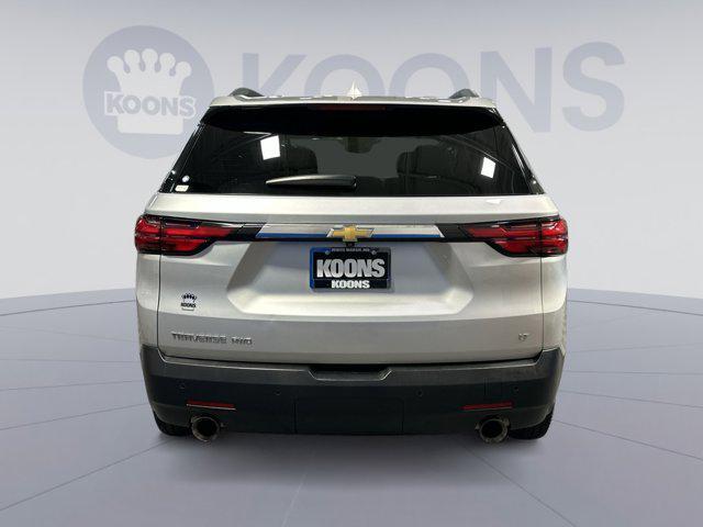 Photo of 2022 Silver Ice Metallic Chevrolet Traverse