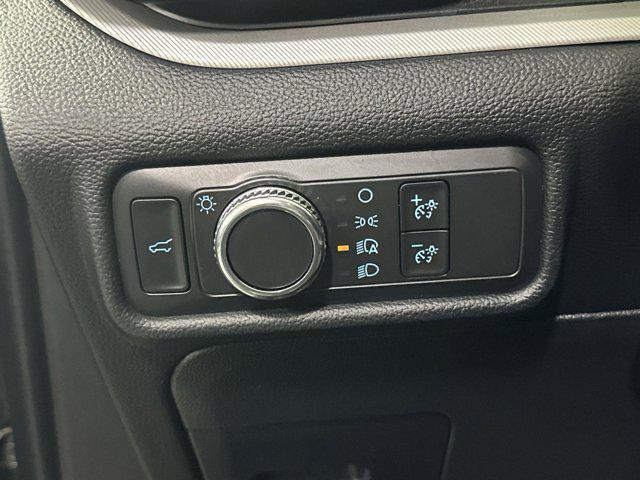 Photo of 2020 AGATE BLACK METALLIC Ford Explorer