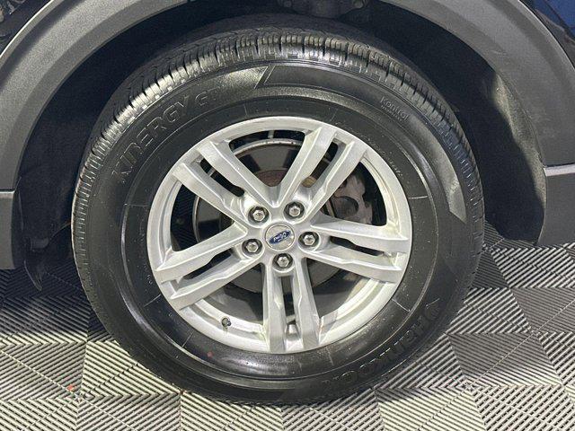 Photo of 2020 AGATE BLACK METALLIC Ford Explorer