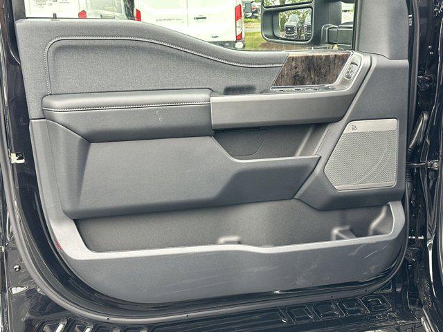 Photo of 2025 AGATE BLACK Ford F-250