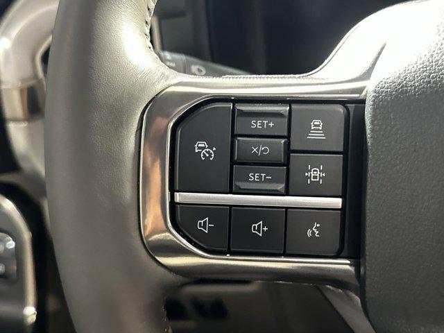 Photo of 2025 STAR WHITE METALLIC TRICOAT Ford F-150